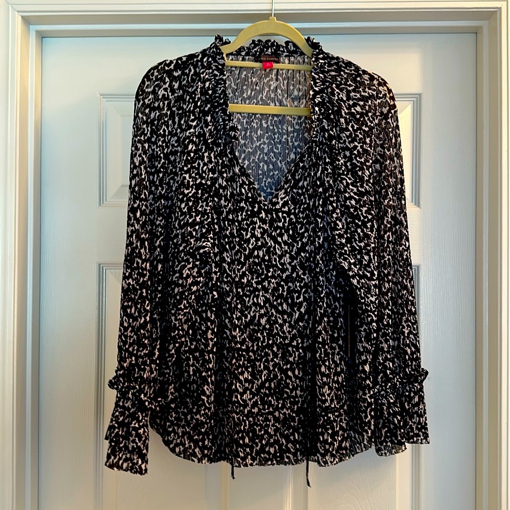 Black Vince camuto blouse